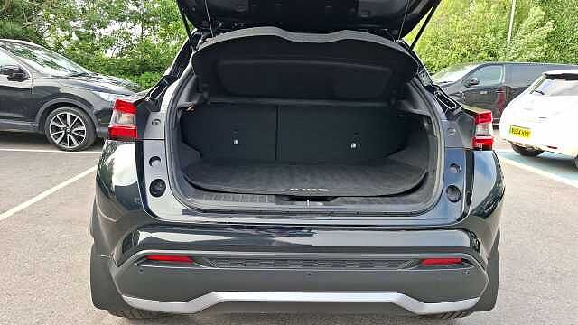 Nissan Juke 1.6 Tekna SUV 5dr Petrol Hybrid Auto Euro 6 (143 ps)
