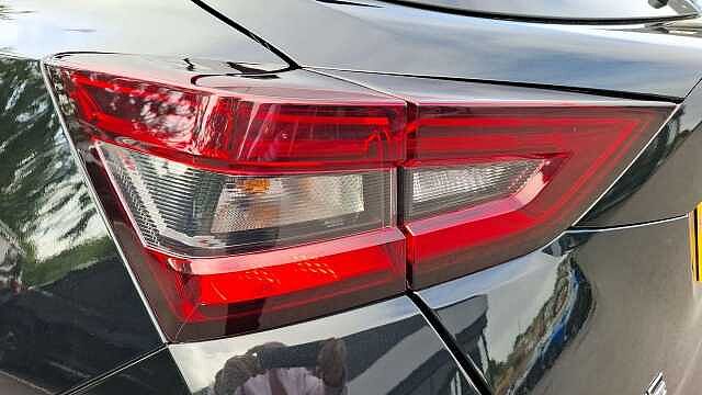 Nissan Juke 1.6 Tekna SUV 5dr Petrol Hybrid Auto Euro 6 (143 ps)