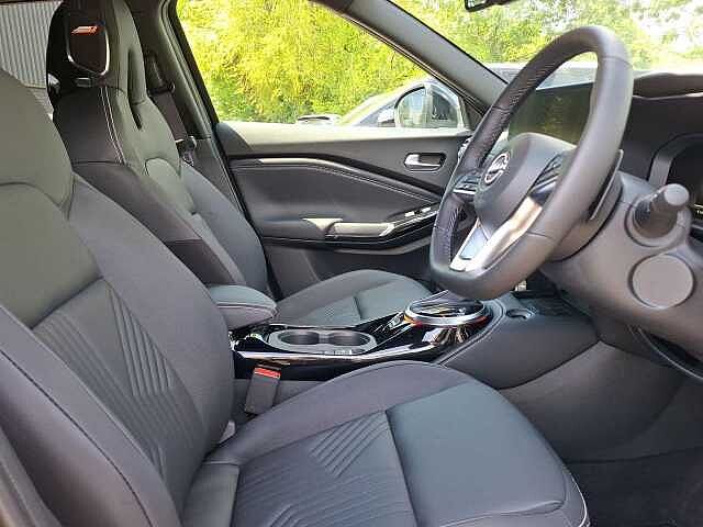 Nissan Juke 1.0 DIG-T Tekna SUV 5dr Petrol DCT Auto Euro 6 (s/s) (114 ps)