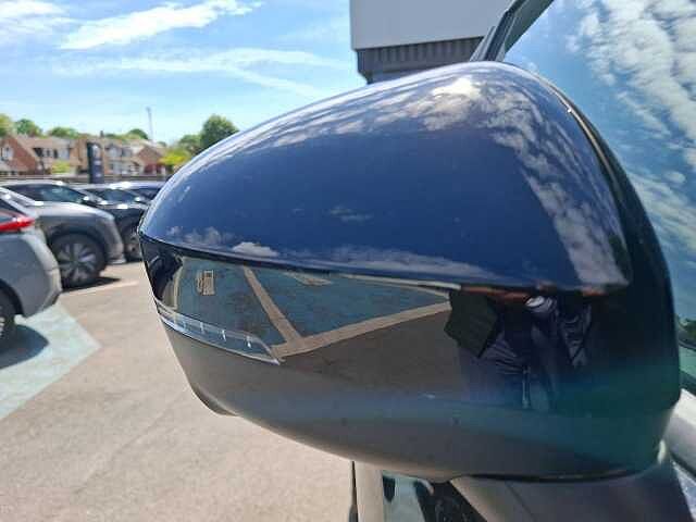 Nissan Juke 1.0 DIG-T Tekna SUV 5dr Petrol DCT Auto Euro 6 (s/s) (114 ps)