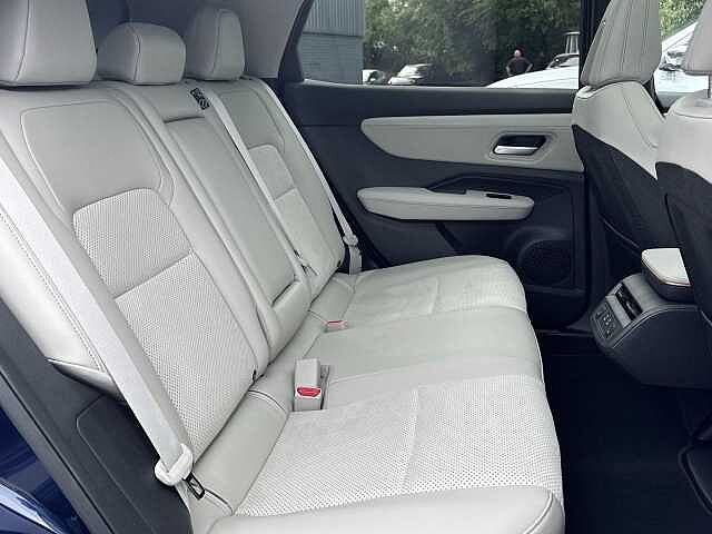 Nissan ARIYA 87kWh Evolve SUV 5dr Electric Auto e-4ORCE 22kW Charger (306 ps)