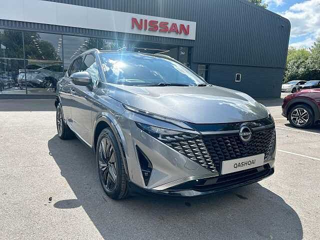 Nissan Qashqai 1.3 DIG-T MHEV Tekna SUV 5dr Petrol Hybrid Manual Euro 6 (s/s) (140 ps)