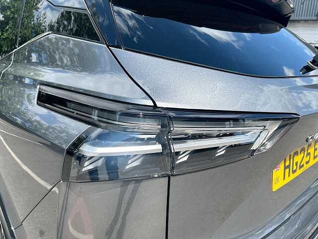 Nissan Qashqai 1.3 DIG-T MHEV Tekna SUV 5dr Petrol Hybrid Manual Euro 6 (s/s) (140 ps)