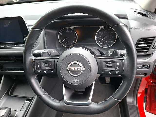 Nissan Qashqai 1.3 DIG-T MHEV Acenta Premium SUV 5dr Petrol Hybrid XTRON Euro 6 (s/s) (158 ps)