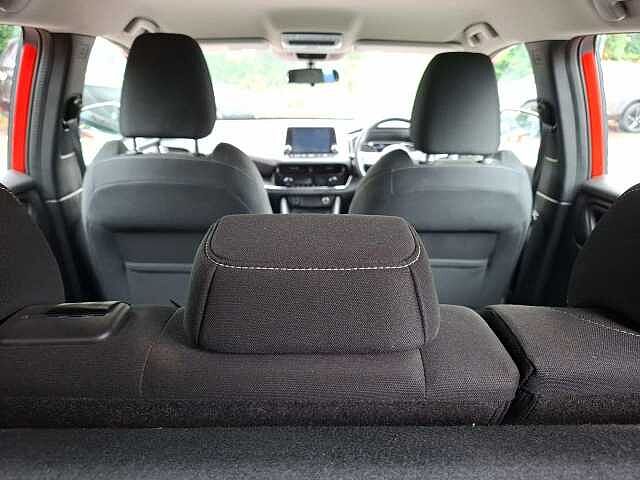 Nissan Qashqai 1.3 DIG-T MHEV Acenta Premium SUV 5dr Petrol Hybrid XTRON Euro 6 (s/s) (158 ps)