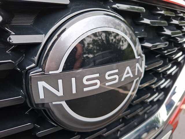 Nissan Qashqai 1.3 DIG-T MHEV Acenta Premium SUV 5dr Petrol Hybrid XTRON Euro 6 (s/s) (158 ps)