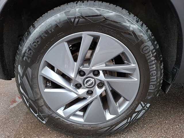 Nissan Qashqai 1.3 DIG-T MHEV Acenta Premium SUV 5dr Petrol Hybrid XTRON Euro 6 (s/s) (158 ps)