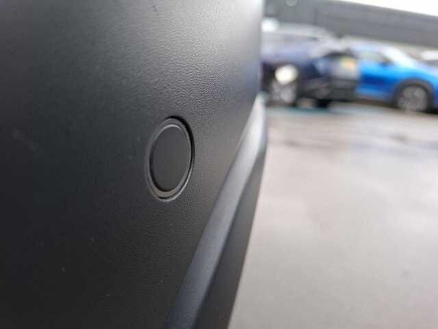 Nissan Qashqai 1.3 DIG-T MHEV Acenta Premium SUV 5dr Petrol Hybrid XTRON Euro 6 (s/s) (158 ps)