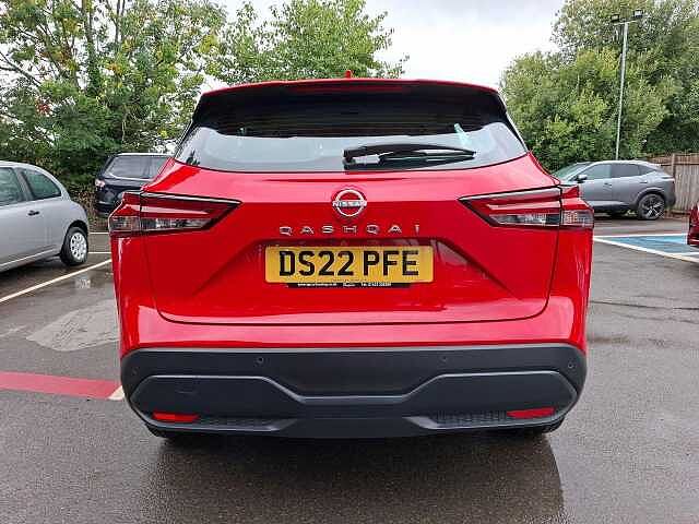 Nissan Qashqai 1.3 DIG-T MHEV Acenta Premium SUV 5dr Petrol Hybrid XTRON Euro 6 (s/s) (158 ps)