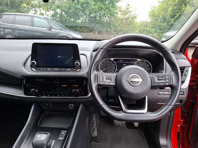 Nissan Qashqai 1.3 DIG-T MHEV Acenta Premium SUV 5dr Petrol Hybrid XTRON Euro 6 (s/s) (158 ps)