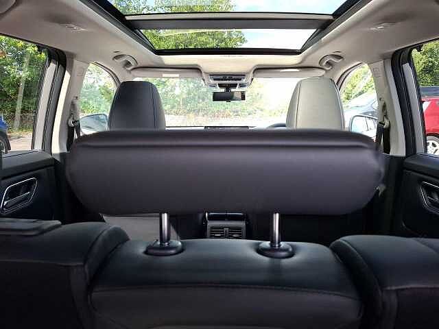 Nissan X-Trail 1.5 h e-POWER Tekna SUV 5dr Petrol Hybrid Auto e-4ORCE Euro 6 (s/s) (213 ps)