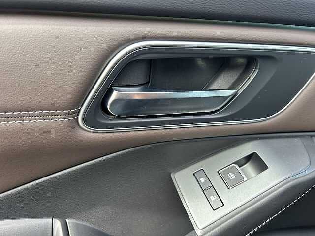 Nissan Qashqai 1.3 DIG-T MHEV Tekna SUV 5dr Petrol Hybrid Manual Euro 6 (s/s) (140 ps)