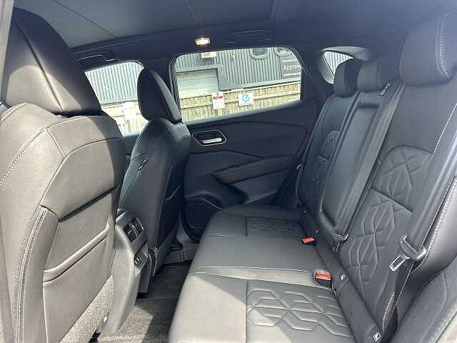 Nissan Qashqai 1.3 DIG-T MHEV Tekna SUV 5dr Petrol Hybrid Manual Euro 6 (s/s) (140 ps)