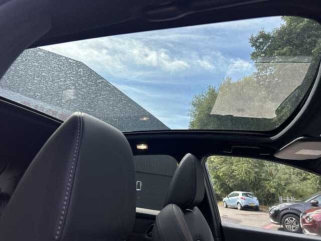 Nissan Qashqai 1.3 DIG-T MHEV Tekna SUV 5dr Petrol Hybrid Manual Euro 6 (s/s) (140 ps)