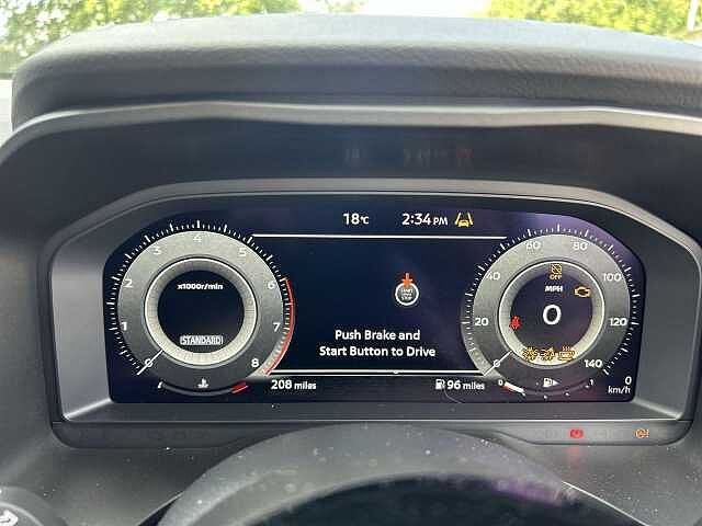 Nissan Qashqai 1.3 DIG-T MHEV Tekna SUV 5dr Petrol Hybrid Manual Euro 6 (s/s) (140 ps)