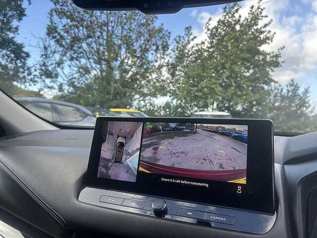 Nissan Qashqai 1.3 DIG-T MHEV N-Connecta SUV 5dr Petrol Hybrid XTRON Euro 6 (s/s) (158 ps)