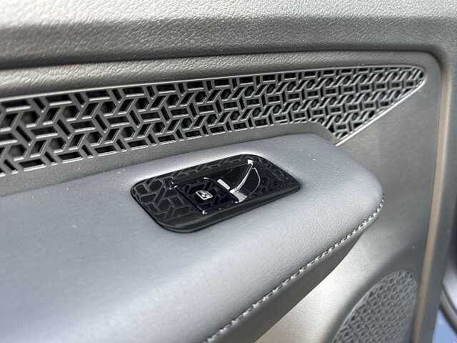 Nissan ARIYA 87kWh Nismo SUV 5dr Electric Auto e-4ORCE 22kW Charger (435 ps)