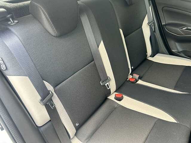 Nissan Micra 1.0 IG-T Tekna Hatchback 5dr Petrol XTRON Euro 6 (s/s) (92 ps)