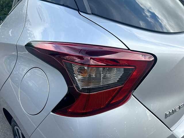 Nissan Micra 1.0 IG-T Tekna Hatchback 5dr Petrol XTRON Euro 6 (s/s) (92 ps)