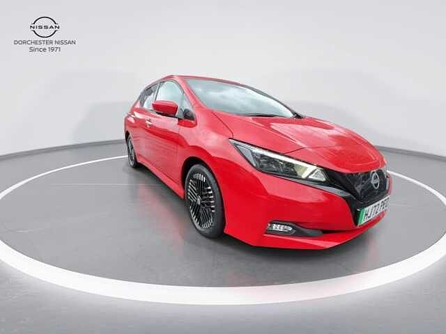 Nissan Leaf 39kWh Tekna Hatchback 5dr Electric Auto (150 ps)