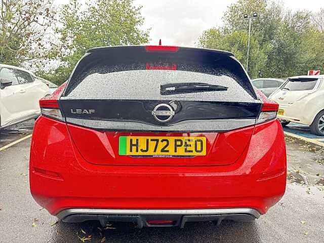 Nissan Leaf 39kWh Tekna Hatchback 5dr Electric Auto (150 ps)