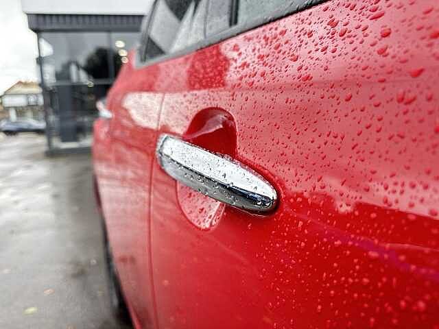 Nissan Leaf 39kWh Tekna Hatchback 5dr Electric Auto (150 ps)