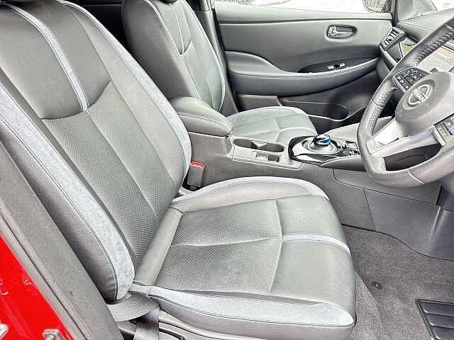 Nissan Leaf 39kWh Tekna Hatchback 5dr Electric Auto (150 ps)