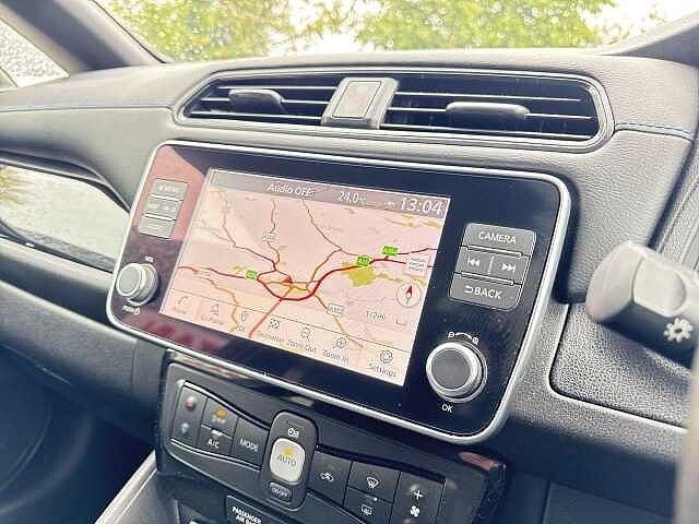 Nissan Leaf 39kWh Tekna Hatchback 5dr Electric Auto (150 ps)