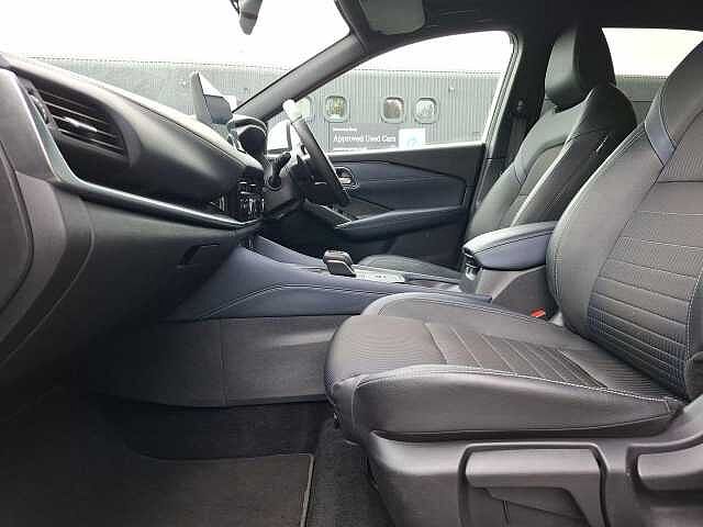 Nissan Qashqai 1.3 DIG-T MHEV Tekna SUV 5dr Petrol Hybrid XTRON Euro 6 (s/s) (158 ps)