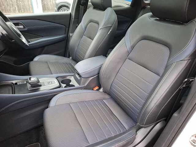 Nissan Qashqai 1.3 DIG-T MHEV Tekna SUV 5dr Petrol Hybrid XTRON Euro 6 (s/s) (158 ps)