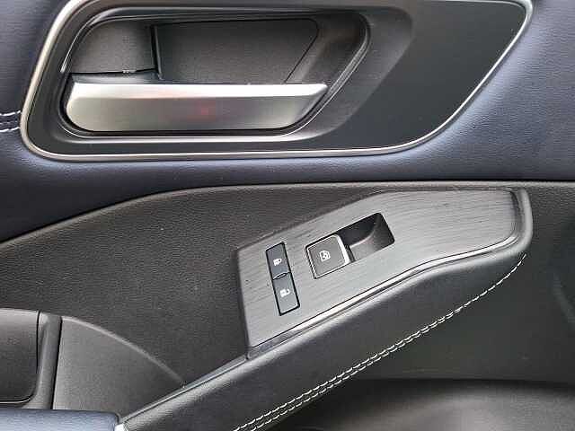 Nissan Qashqai 1.3 DIG-T MHEV Tekna SUV 5dr Petrol Hybrid XTRON Euro 6 (s/s) (158 ps)