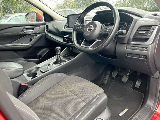 Nissan Qashqai 1.3 DIG-T MHEV Acenta Premium SUV 5dr Petrol Hybrid Manual Euro 6 (s/s) (140 ps)