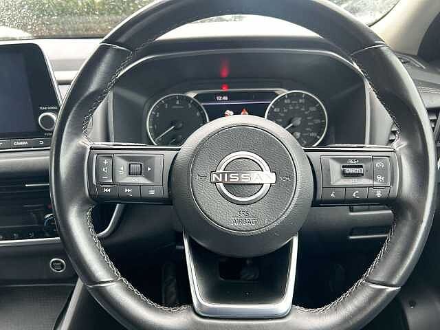 Nissan Qashqai 1.3 DIG-T MHEV Acenta Premium SUV 5dr Petrol Hybrid Manual Euro 6 (s/s) (140 ps)