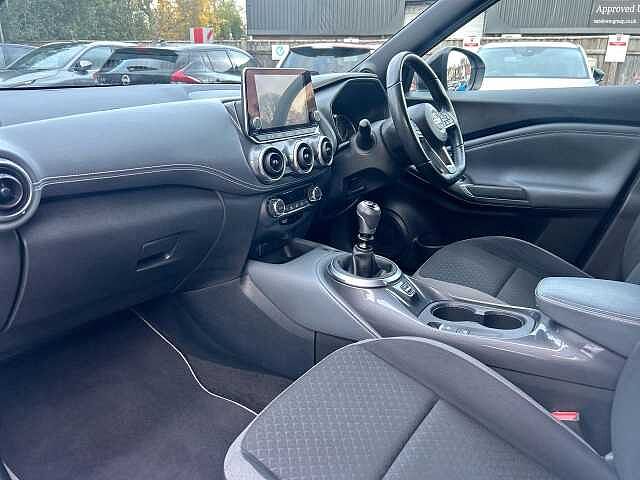 Nissan Juke 1.0 DIG-T N-Connecta SUV 5dr Petrol Manual Euro 6 (s/s) (114 ps)