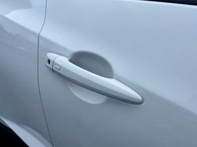 Nissan Juke 1.0 DIG-T N-Connecta SUV 5dr Petrol Manual Euro 6 (s/s) (114 ps)