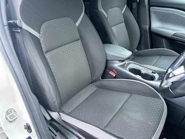 Nissan Juke 1.0 DIG-T N-Connecta SUV 5dr Petrol Manual Euro 6 (s/s) (114 ps)