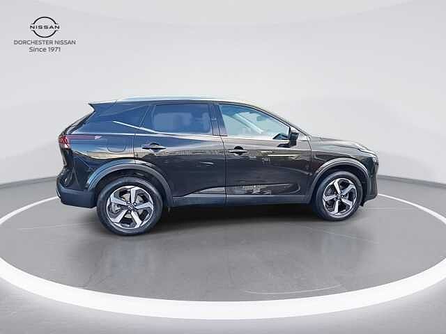 Nissan Qashqai 1.3 DIG-T MHEV N-Connecta SUV 5dr Petrol Hybrid Manual Euro 6 (s/s) (140 ps)