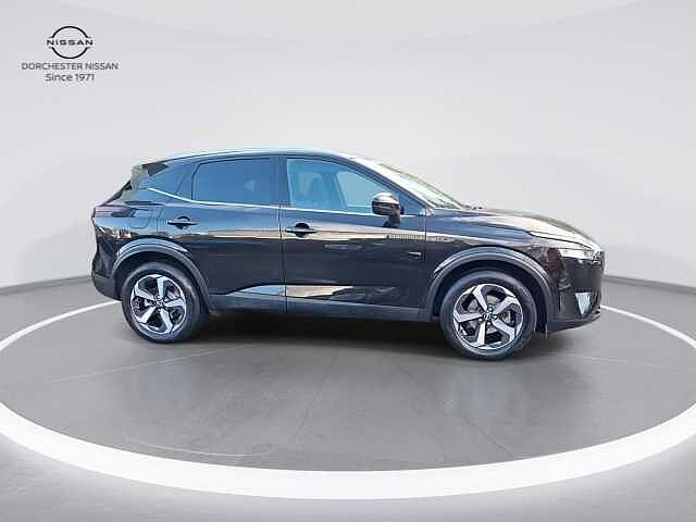 Nissan Qashqai 1.3 DIG-T MHEV N-Connecta SUV 5dr Petrol Hybrid Manual Euro 6 (s/s) (140 ps)