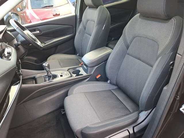 Nissan Qashqai 1.3 DIG-T MHEV N-Connecta SUV 5dr Petrol Hybrid Manual Euro 6 (s/s) (140 ps)