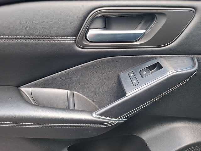 Nissan Qashqai 1.3 DIG-T MHEV N-Connecta SUV 5dr Petrol Hybrid Manual Euro 6 (s/s) (140 ps)