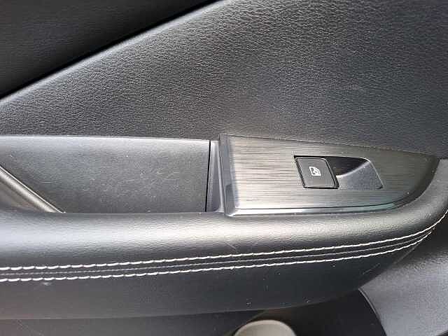 Nissan Qashqai 1.3 DIG-T MHEV N-Connecta SUV 5dr Petrol Hybrid Manual Euro 6 (s/s) (140 ps)