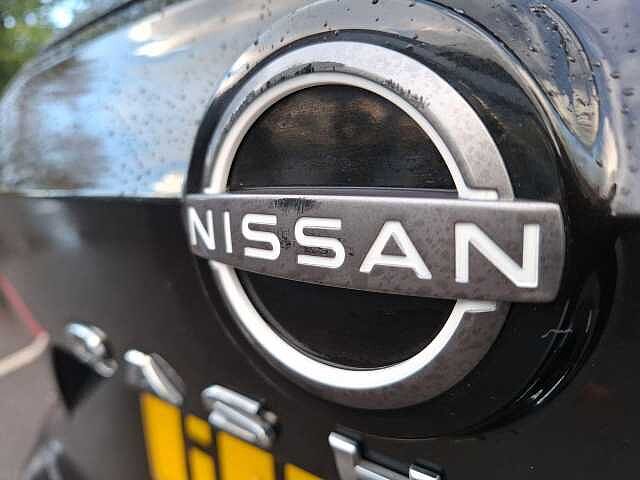 Nissan Qashqai 1.3 DIG-T MHEV N-Connecta SUV 5dr Petrol Hybrid Manual Euro 6 (s/s) (140 ps)