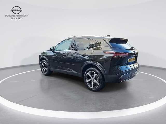 Nissan Qashqai 1.3 DIG-T MHEV N-Connecta SUV 5dr Petrol Hybrid Manual Euro 6 (s/s) (140 ps)