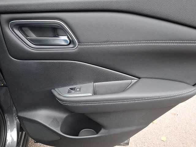 Nissan Qashqai 1.5 h e-POWER Tekna SUV 5dr Petrol Hybrid Auto Euro 6 (s/s) (190 ps)