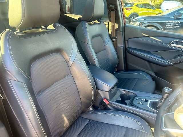 Nissan Qashqai 1.3 DIG-T MHEV Tekna SUV 5dr Petrol Hybrid Manual Euro 6 (s/s) (140 ps)