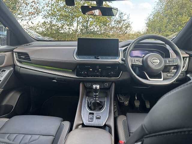 Nissan Qashqai 1.3 DIG-T MHEV Tekna SUV 5dr Petrol Hybrid Manual Euro 6 (s/s) (140 ps)