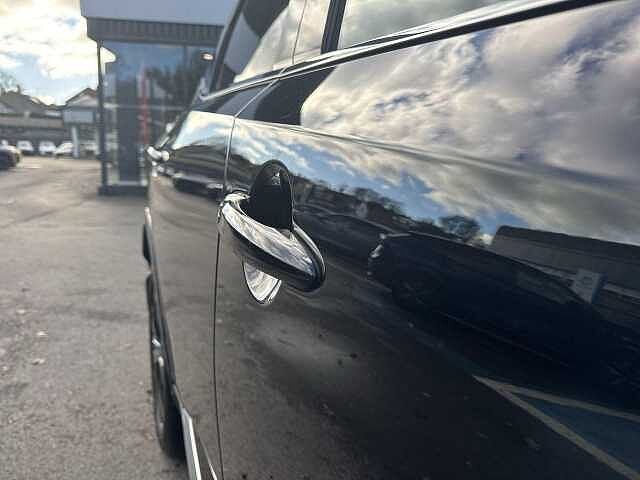 Nissan Qashqai 1.3 DIG-T MHEV Tekna SUV 5dr Petrol Hybrid Manual Euro 6 (s/s) (140 ps)