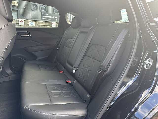 Nissan Qashqai 1.3 DIG-T MHEV Tekna SUV 5dr Petrol Hybrid Manual Euro 6 (s/s) (140 ps)