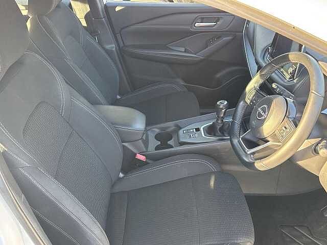 Nissan Qashqai 1.3 DIG-T MHEV Acenta Premium SUV 5dr Petrol Hybrid Manual Euro 6 (s/s) (140 ps)