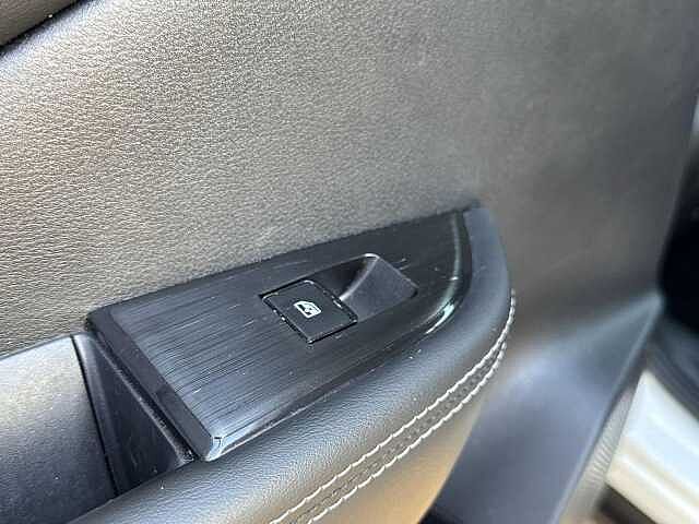 Nissan Qashqai 1.3 DIG-T MHEV Acenta Premium SUV 5dr Petrol Hybrid Manual Euro 6 (s/s) (140 ps)